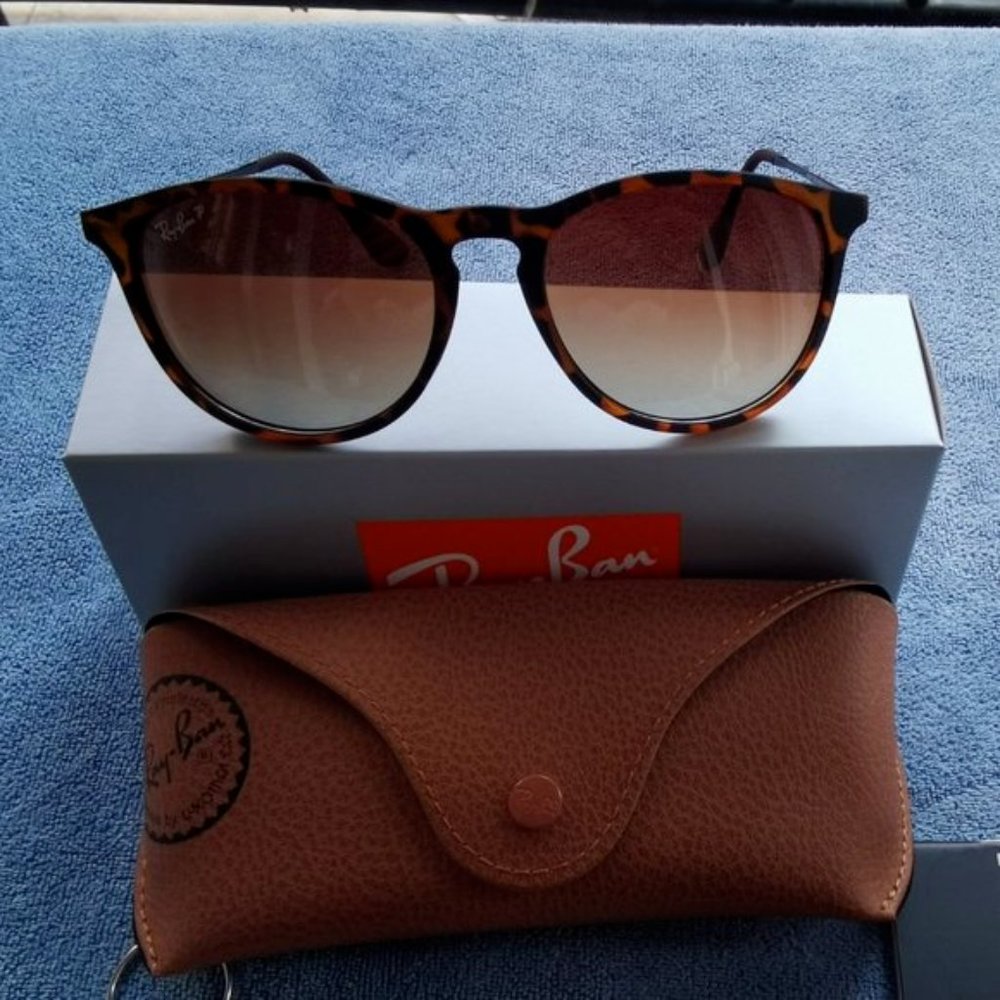 Ray-Ban Polarized Tortoiseshell 4171 54 mm